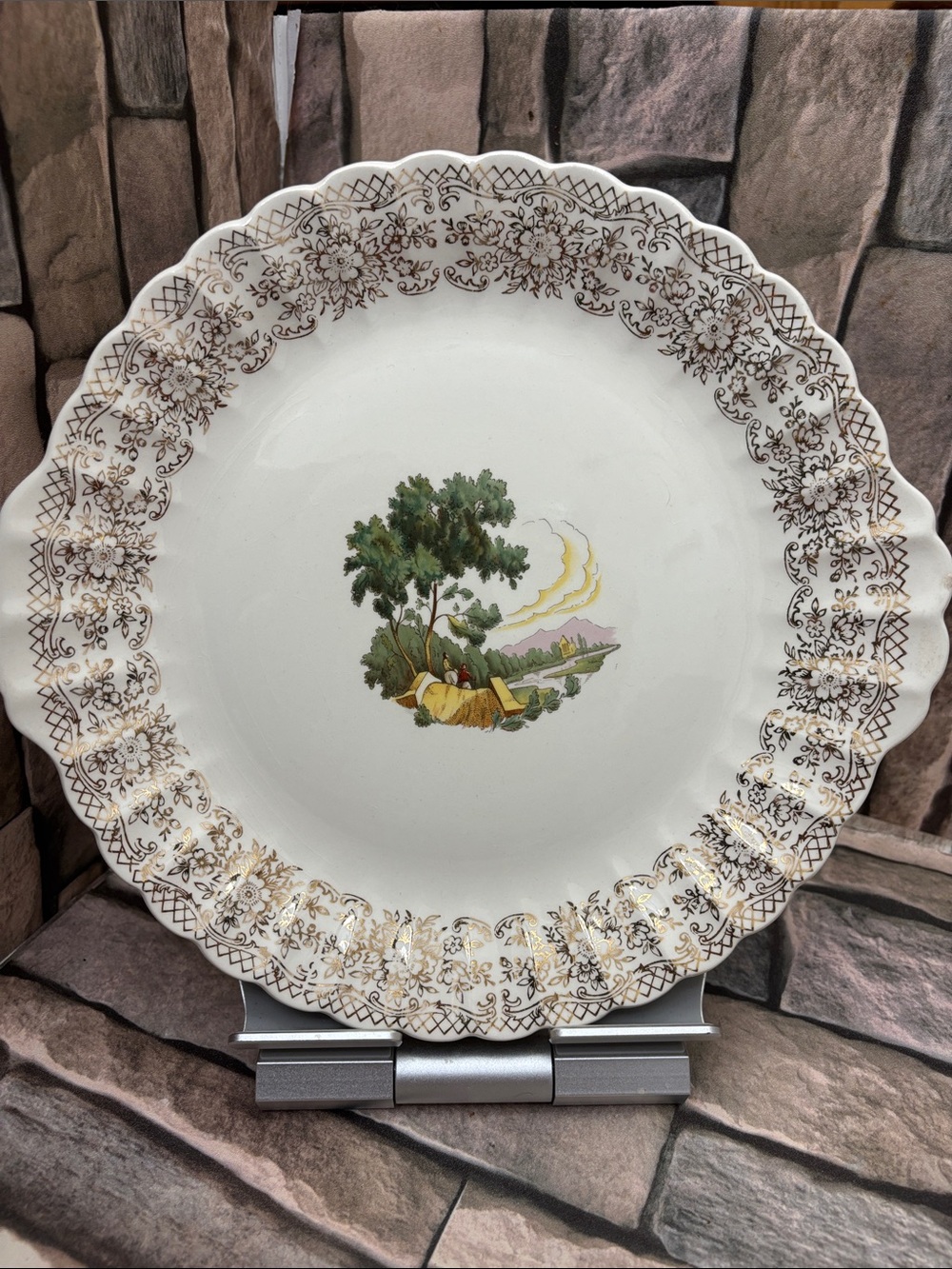 Vintage American Limoges château France, 22 karat gold decorative plate
